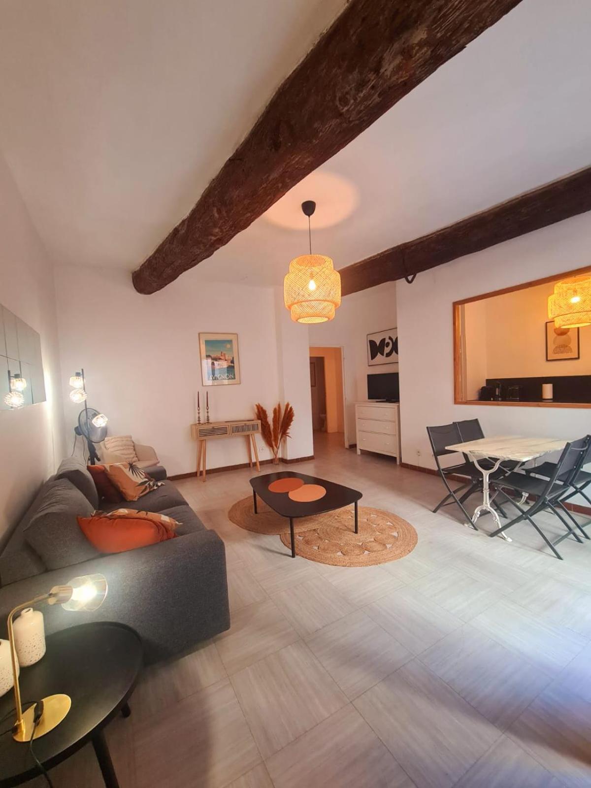 Appartement Intra Muros Avec Cour Privee Авіньйон Екстер'єр фото